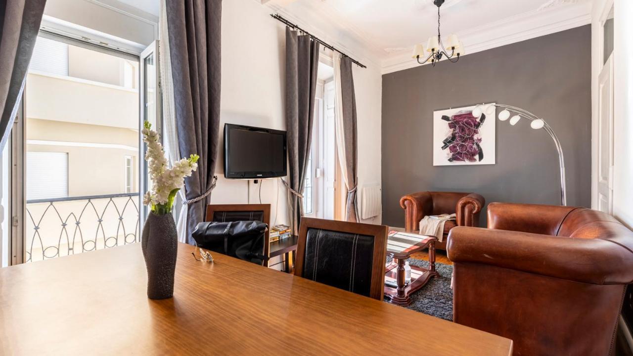 Luxury Apartment In City Centre - Avenida Da Liberdade Lisbon Luaran gambar