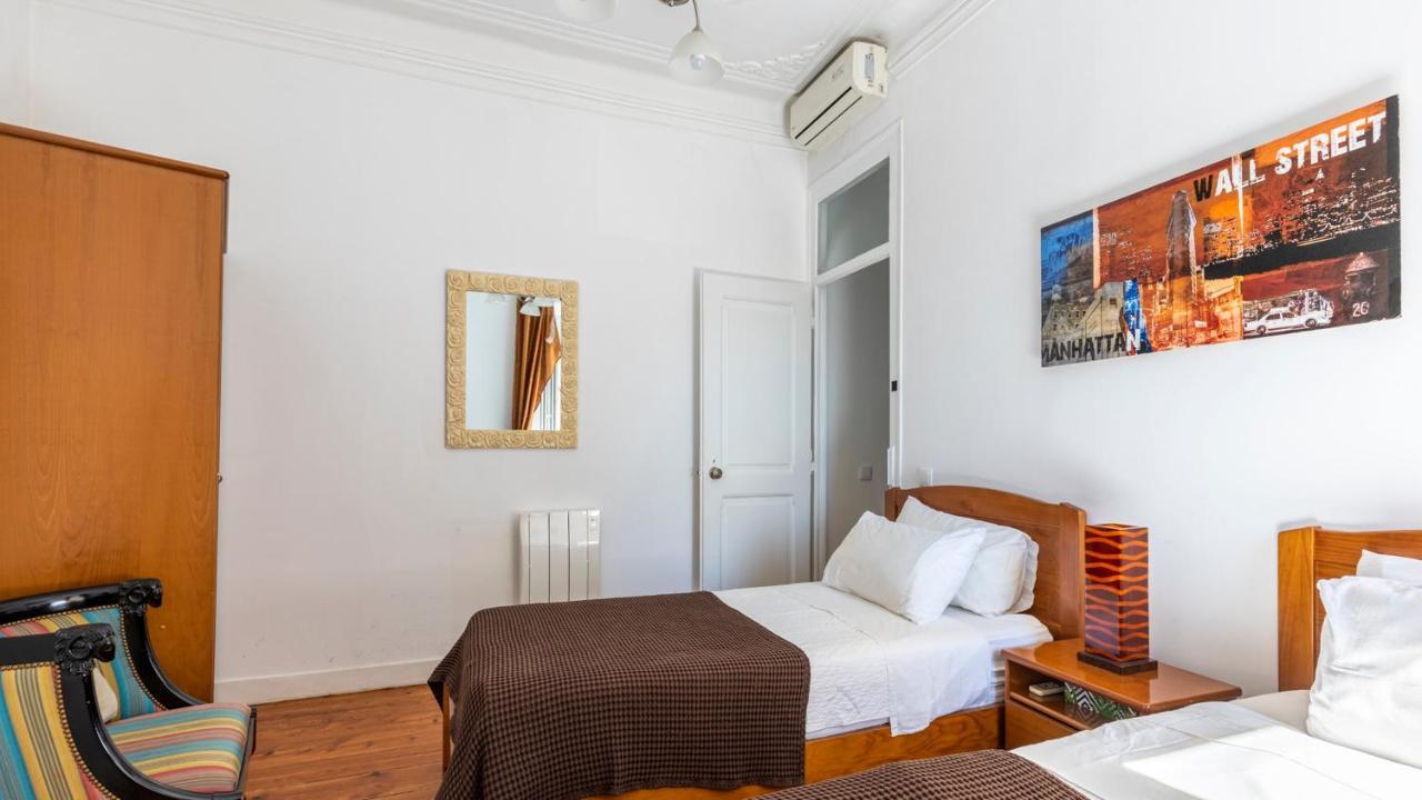 Luxury Apartment In City Centre - Avenida Da Liberdade Lisbon Luaran gambar