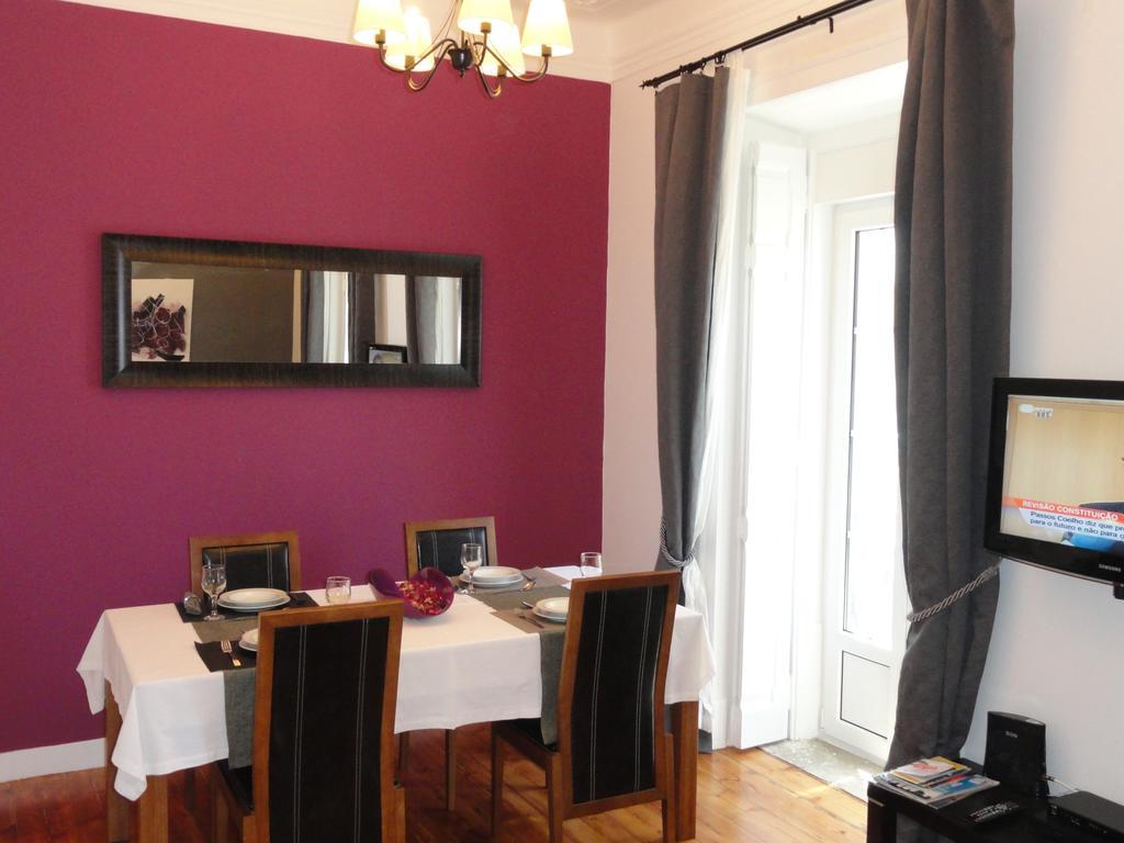 Luxury Apartment In City Centre - Avenida Da Liberdade Lisbon Bilik gambar