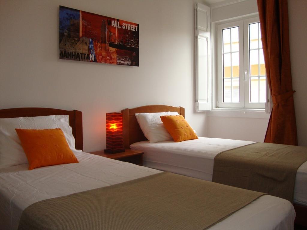 Luxury Apartment In City Centre - Avenida Da Liberdade Lisbon Bilik gambar